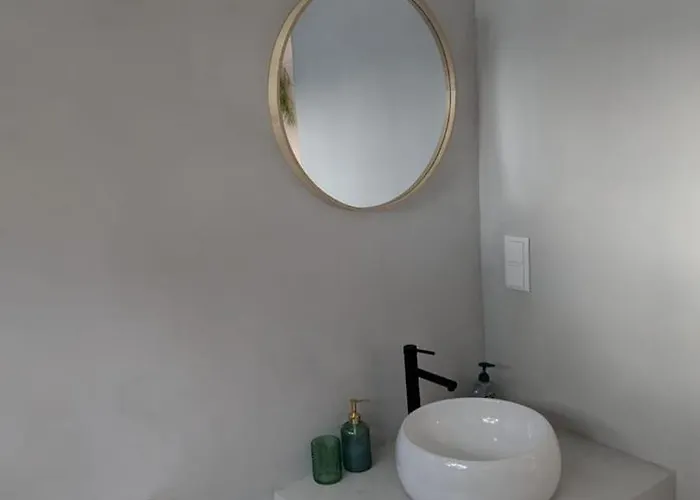 Casa rural Entire Hosted By Noam Cercal do Alentejo